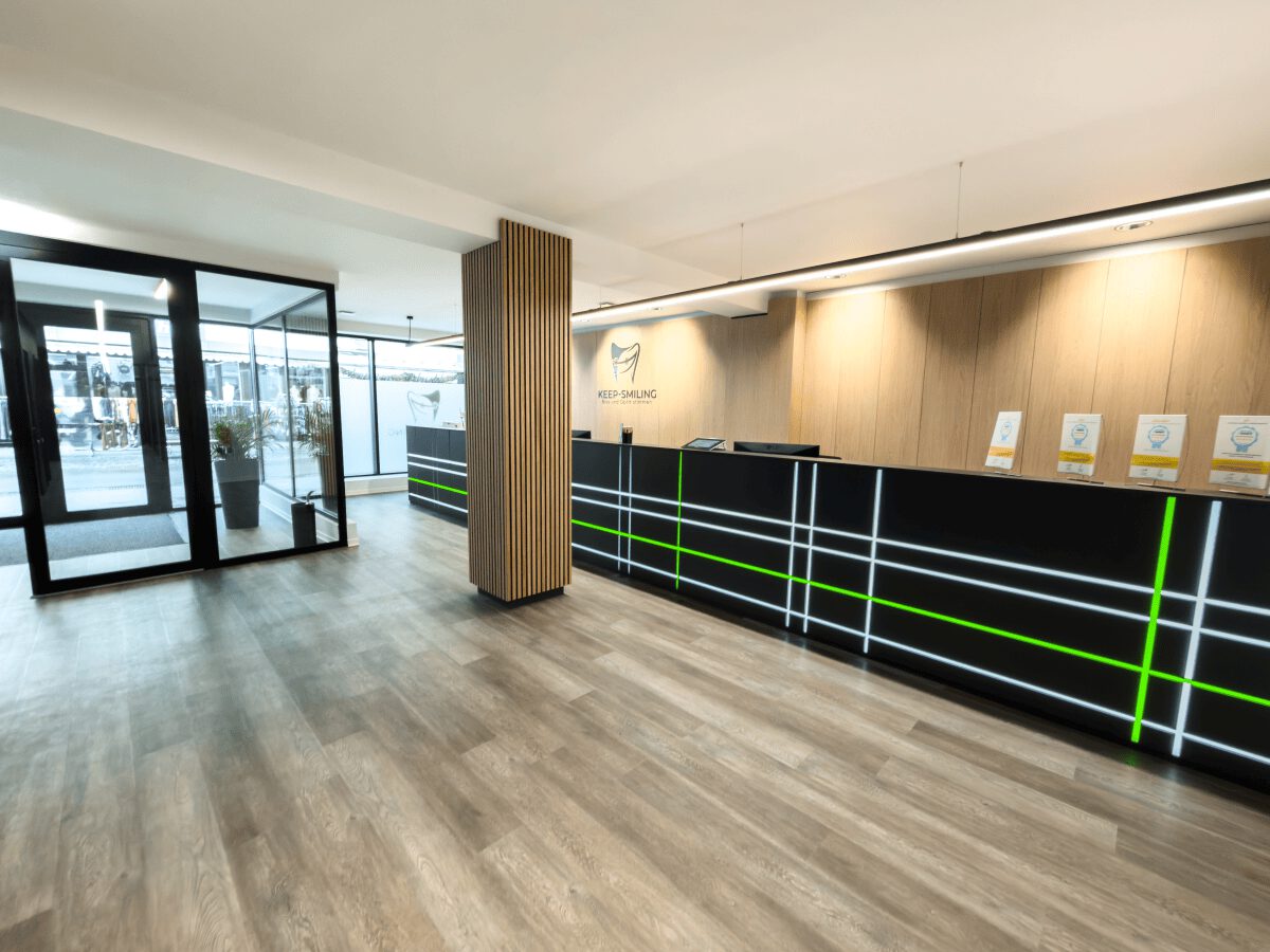 Eingangsbereich Keep Smiling Eingangsbereich Keep Smiling
